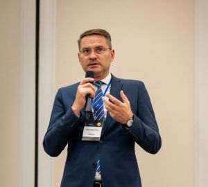 Sursă foto: Facebook / Camera Consultanţilor Fiscali; Dan Moculescu, preşedintele Camerei Consultanţilor Fiscali